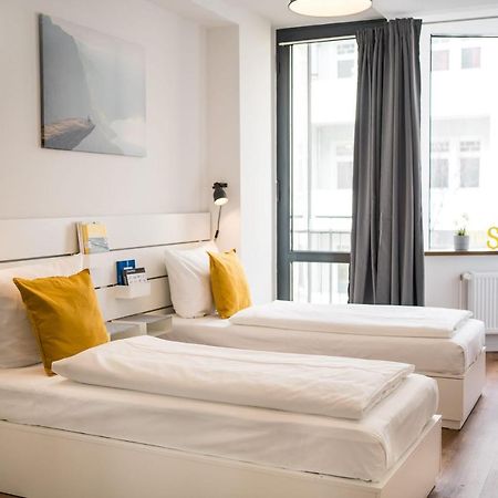 Fantastic 2 Bedroom Apartment ベルリン エクステリア 写真