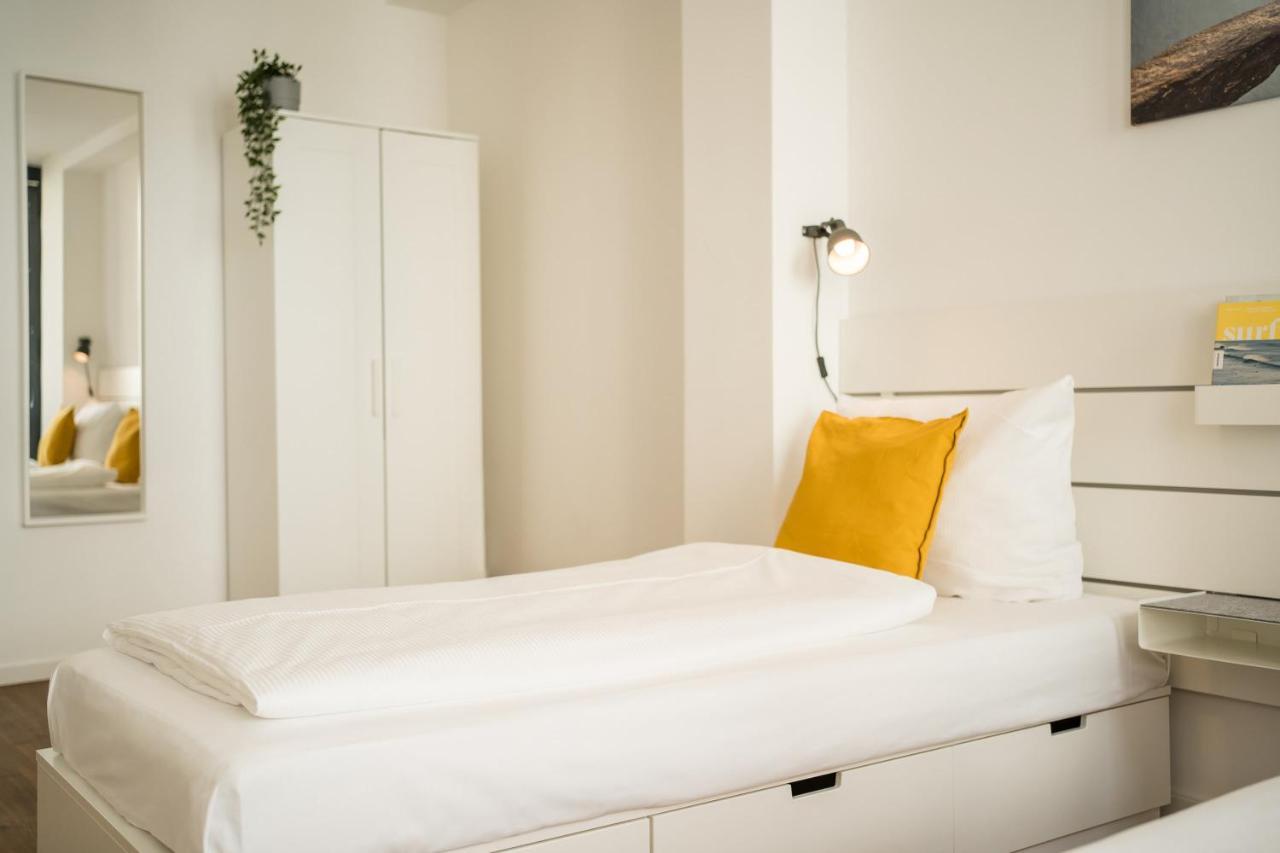 Fantastic 2 Bedroom Apartment ベルリン エクステリア 写真