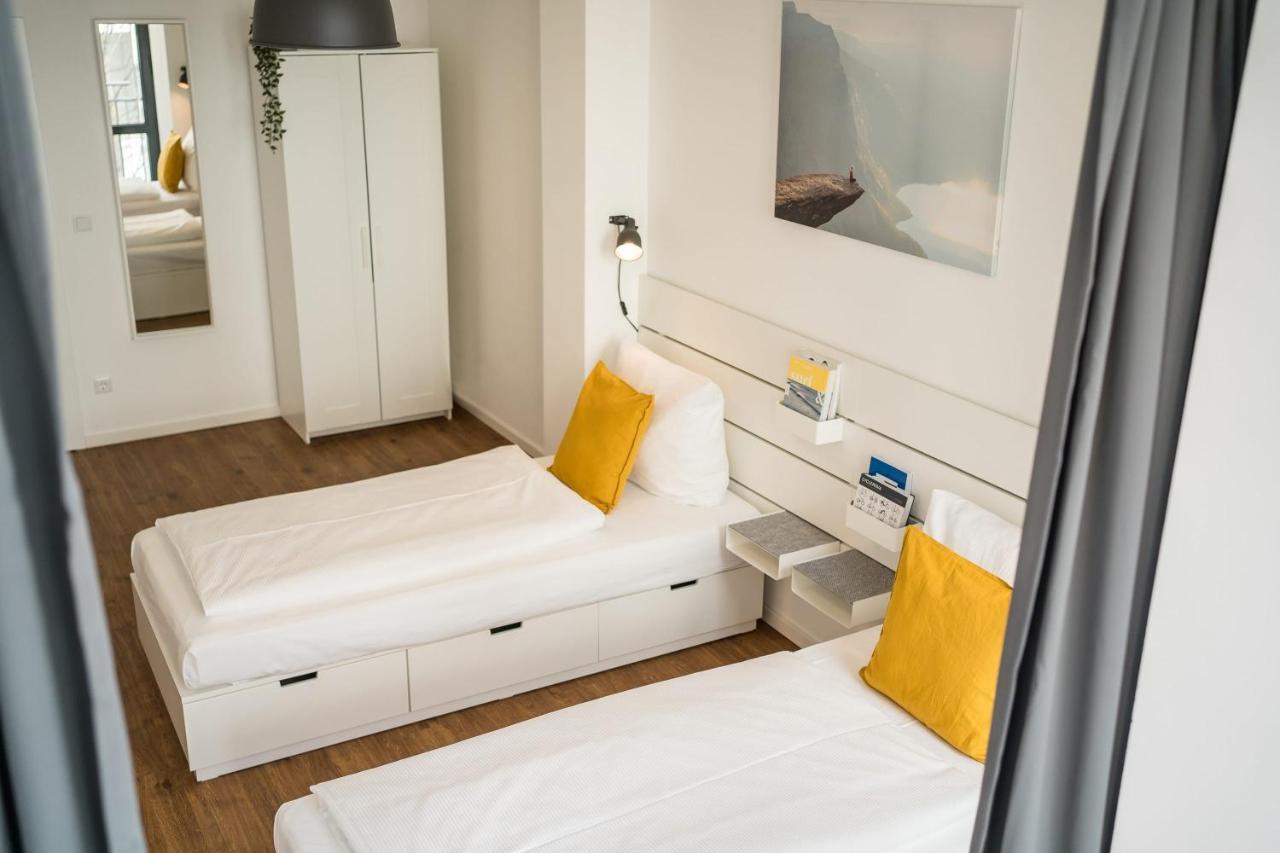 Fantastic 2 Bedroom Apartment ベルリン エクステリア 写真